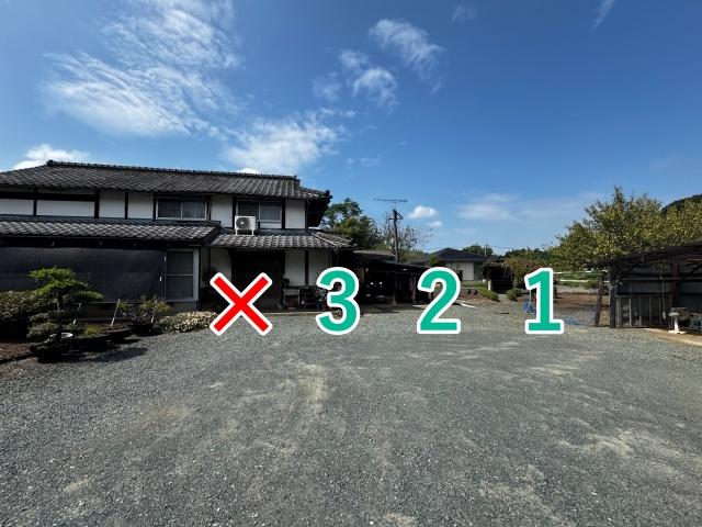 御代志1152駐車場の駐車場写真