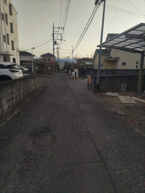 飯田3丁目駐車場　山梨県立大学すぐ、甲府駅徒歩圏内の駐車場写真