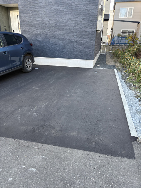 北郷2条3丁目1-7駐車場の駐車場写真