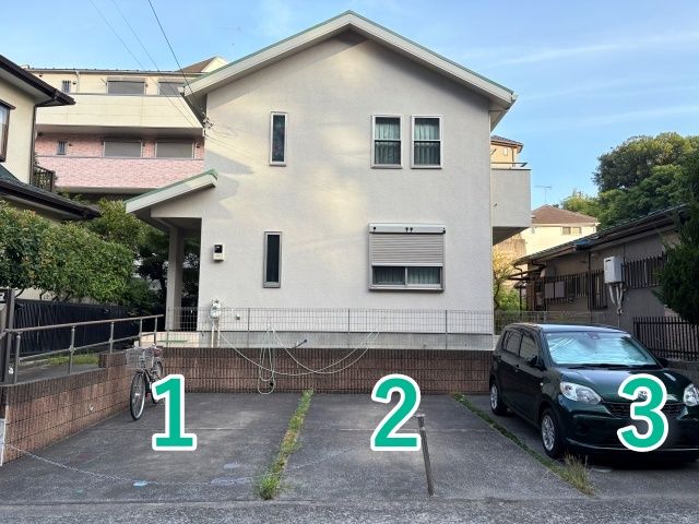 岸根町339駐車場の駐車場写真