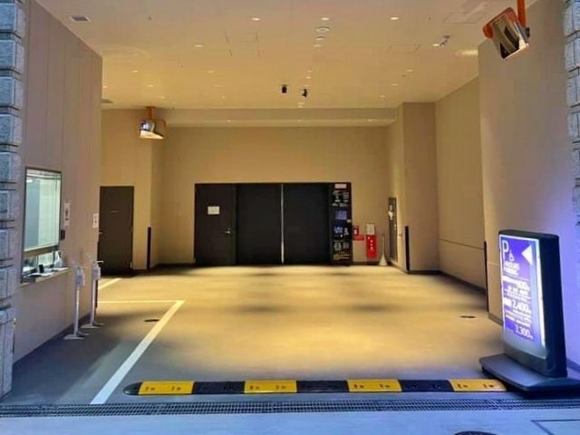 【特別プラン】アロフト大阪堂島駐車場【ハイルーフ：平日 0:00〜23:59】の駐車場写真