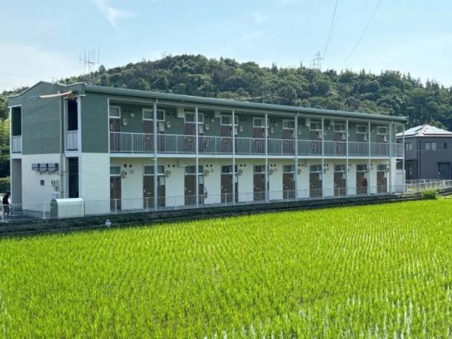 レオパレスマーヤハイム寺家駐車場【27742】の駐車場写真