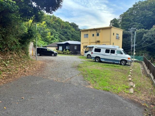 ダイレクトチケット藤沢片瀬目白山の駐車場写真