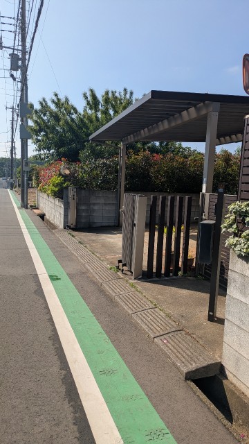 千葉県船橋市三咲7-13-16の駐車場写真
