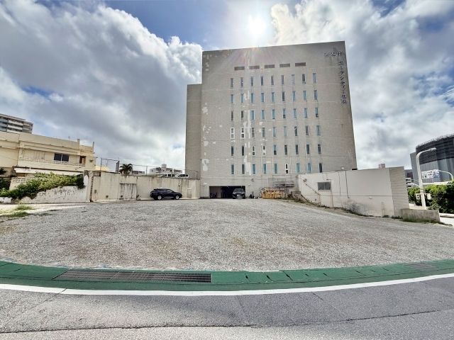 那覇県庁前駐車場の駐車場写真
