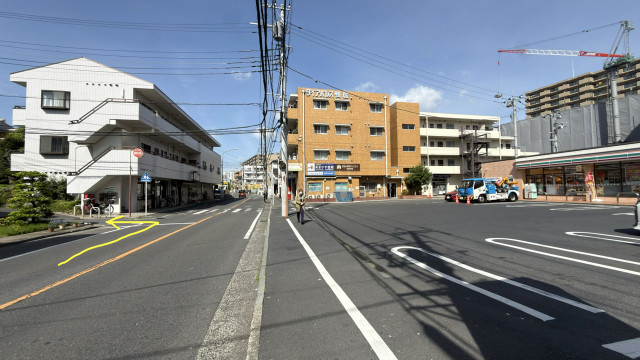 【平日】15時30分〜翌朝9時まで利用可能駐車場の駐車場写真
