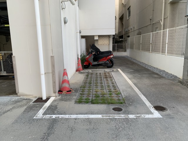駐車場写真2