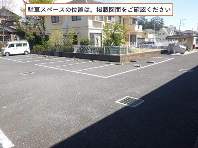 レオパレスmomo駐車場【23555】の駐車場写真