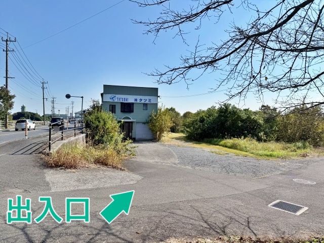 (P08)_【11月30日(日)限定】航空祭専用_タツミ横スペース駐車場の駐車場写真