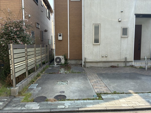 梶原1丁目15-39駐車場　向かって左側の駐車場写真