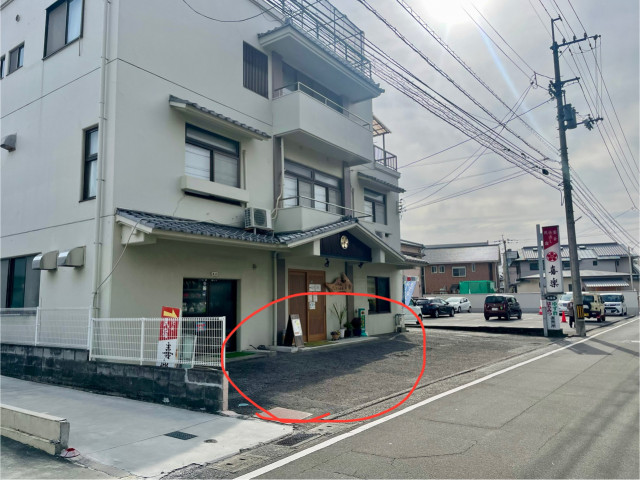 ビジネス旅館喜楽　南常三島町3丁目7-4駐車場の駐車場写真