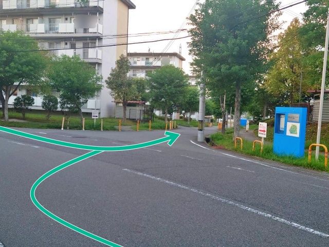 ビレッジハウス志染【A-001】※15号棟付近の駐車場写真