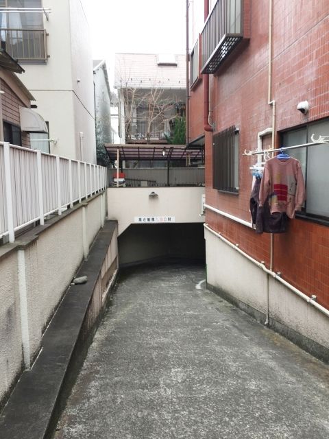 入口スロープ