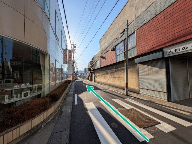 アキッパ諏訪2丁目交差点横駐車場の駐車場写真