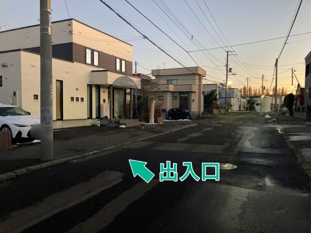 福住3条7丁目2-20駐車場【1】の駐車場写真