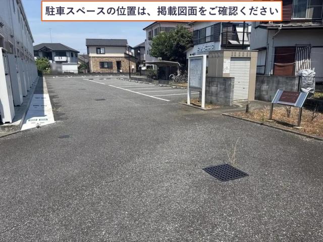 レオパレスsoleil 総庭駐車場【33729】の駐車場写真