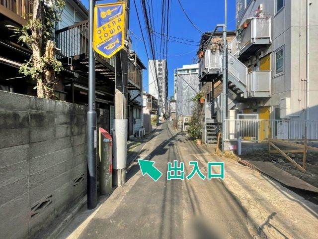 [5e12c]本町1丁目47 個宅アキッパ駐車場の駐車場写真