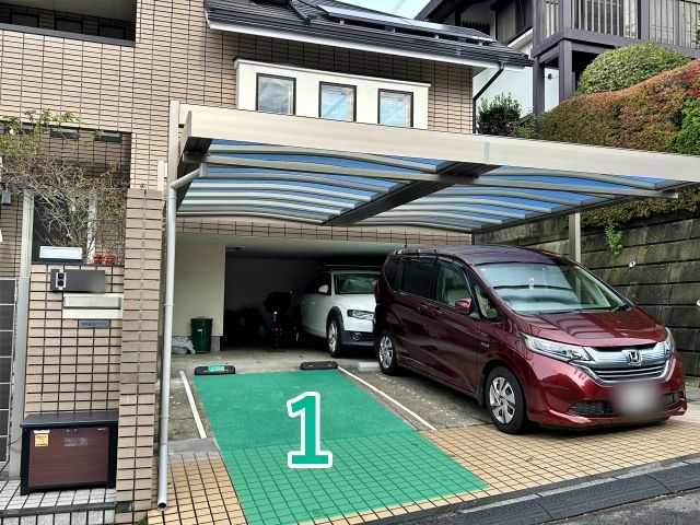 あざみ野西公園すぐ駐車場の駐車場写真