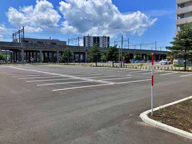P4 ㈱ほくやく旭川支店駐車場【利用時間：AM 6:00〜13:00まで】※入庫時間：AM 6:00〜8:00までの駐車場写真