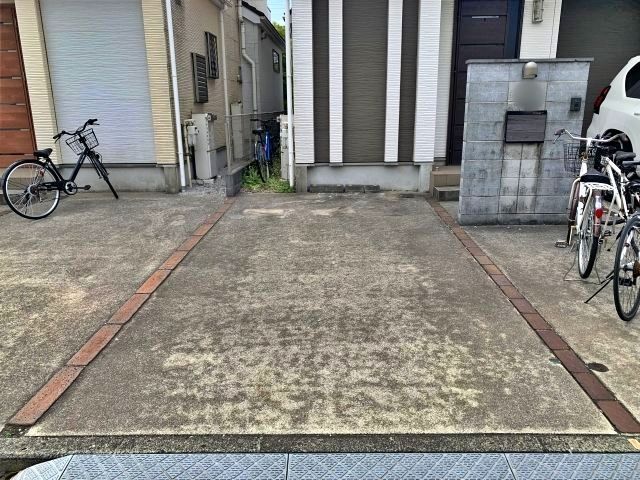 新吉田東5 新田中学校付近駐車場【1】の駐車場写真