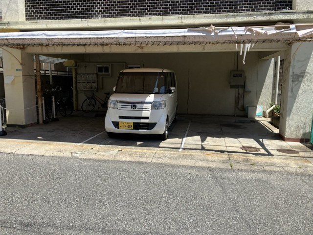 駐車場写真2