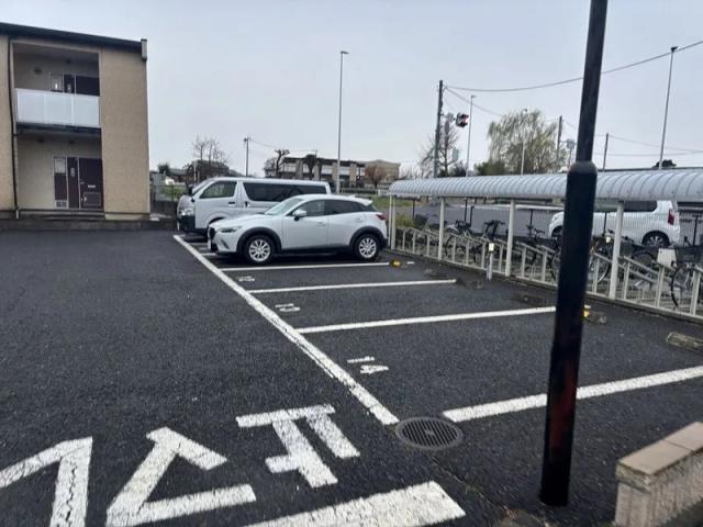 レオパレスマンダリーヌⅡ駐車場【28989】の駐車場写真