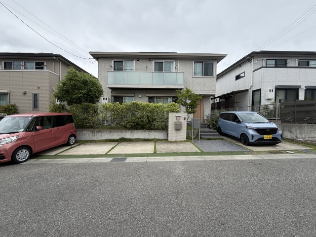 彩都粟生南6丁目徳永駐車場の駐車場写真