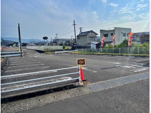 ダイナム高知土佐店 駐車場の駐車場写真