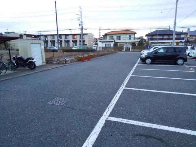 レオネクストPure One駐車場【46194】の駐車場写真