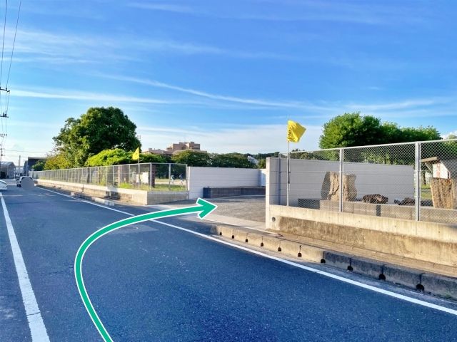 宇部市立鵜ノ島小学校駐車場【第74回宇部まつり】の駐車場写真