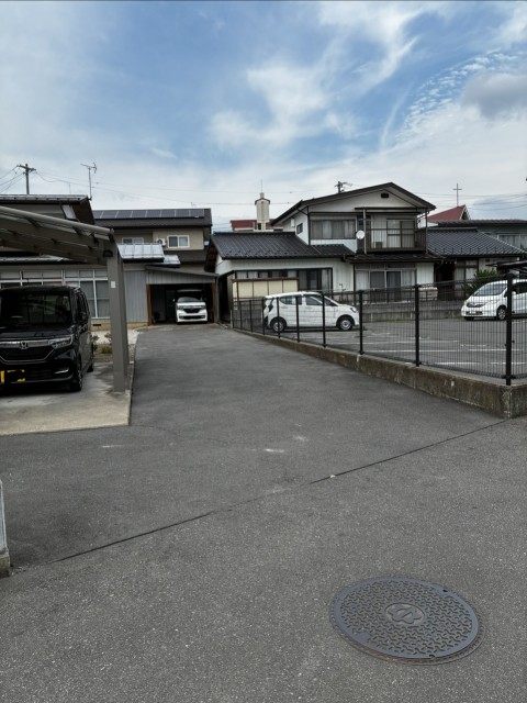 三好町1丁目5-7駐車場の駐車場写真
