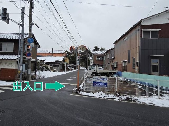 パーキング鏡が岡P1の駐車場写真