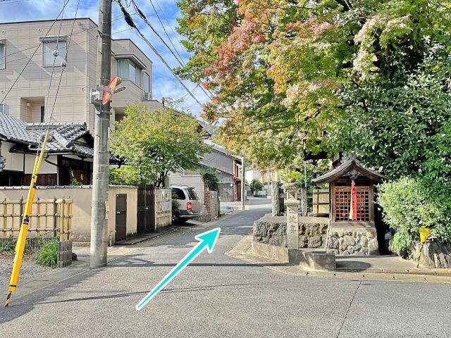 駐車場周辺①