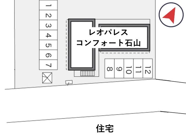 レオパレスコンフォート石山駐車場【32441】の駐車場写真