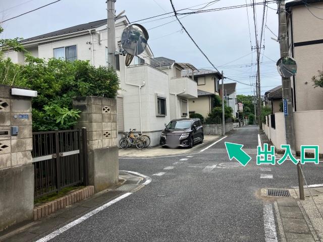 ひばりヶ丘8-1駐車場の駐車場写真