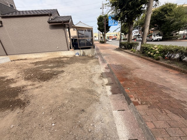 三重県四日市市蔵町の駐車場写真