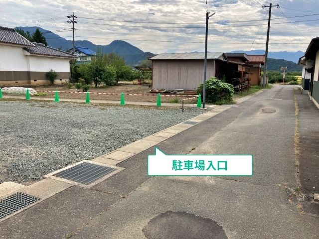 真島町真島785駐車場の駐車場写真
