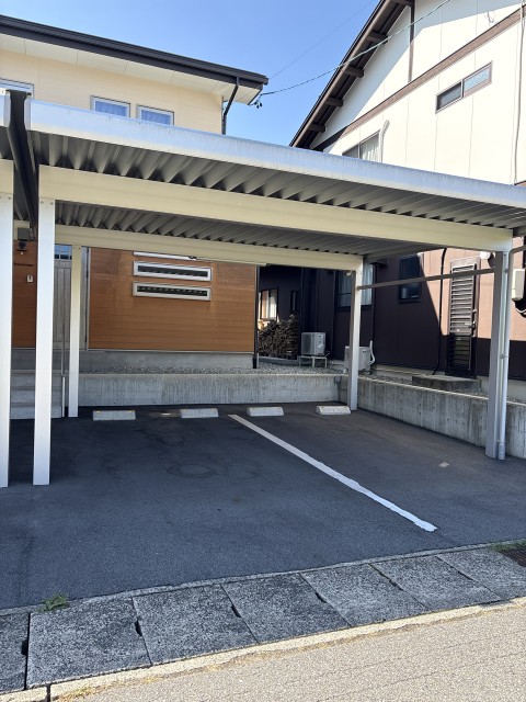 岐阜県高山市中山町767の駐車場写真