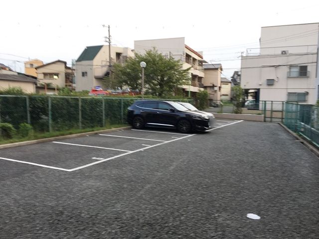 駐車場内写真