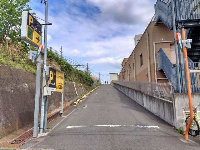 駐車場入口