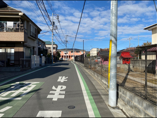 中里3丁目1046駐車場の駐車場写真