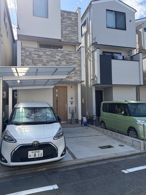 金城4丁目10-17駐車場の駐車場写真