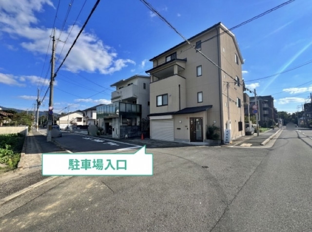 京美仏像スペース2駐車場[土日祝のみ]の駐車場写真