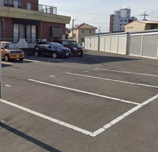 道伯4丁目13-19駐車場の駐車場写真