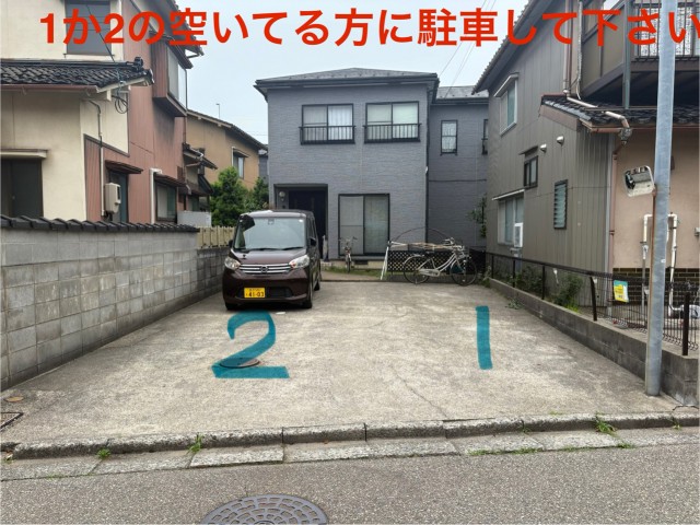 長土塀1丁目1 泉邸☆アキッパ駐車場の駐車場写真