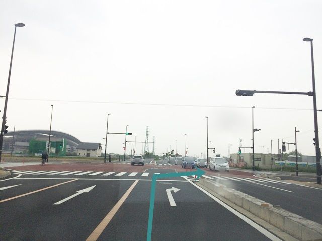 【道順2】右折してください。