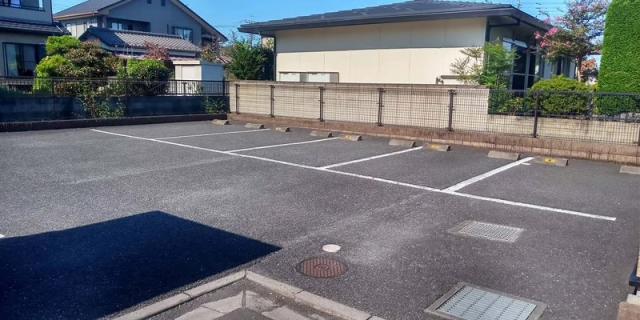 レオパレス横田レジデンス駐車場【27212】の駐車場写真