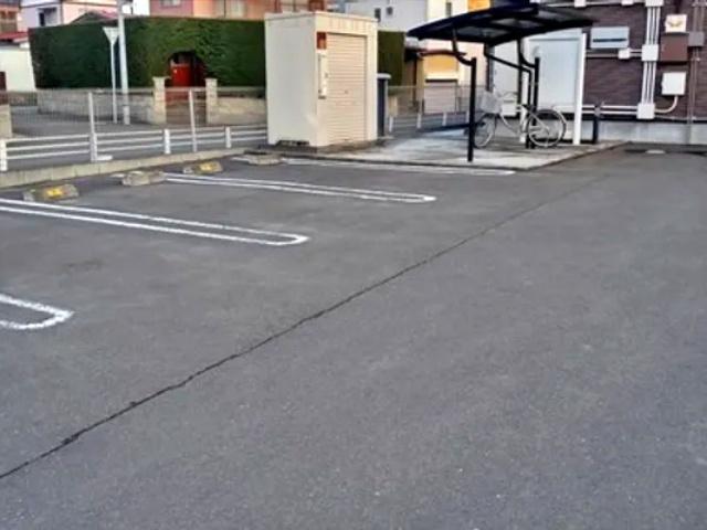 レオネクストパレハ駐車場【52724】の駐車場写真
