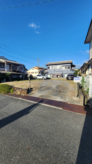 教会隣角地駐車場の駐車場写真