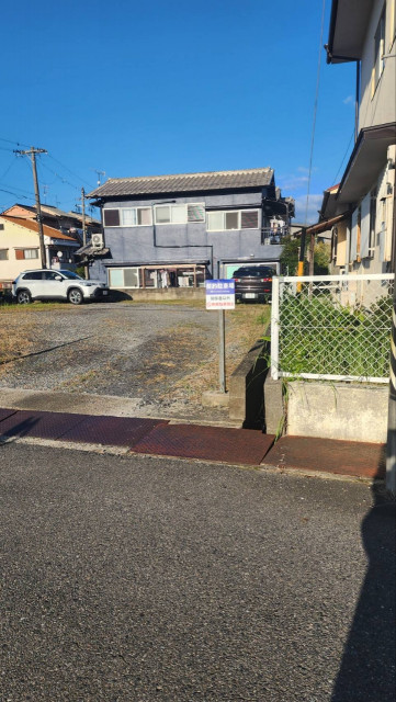 教会隣角地駐車場の駐車場写真